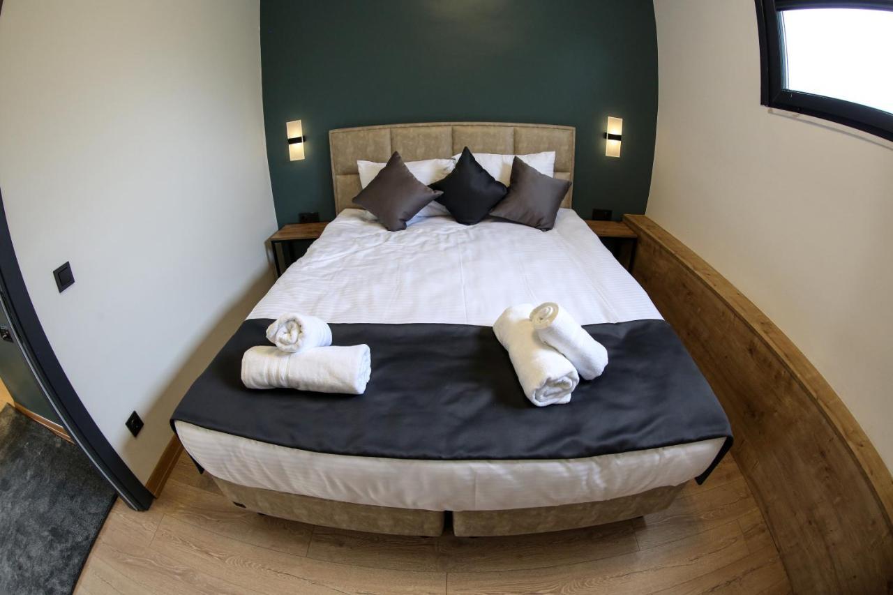 Mia Mia Suites อิสตันบูล ภายนอก รูปภาพ